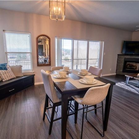 Brooklynn'S Bay, Elegant Lakefront Condo Retreat Hot Springs Luaran gambar