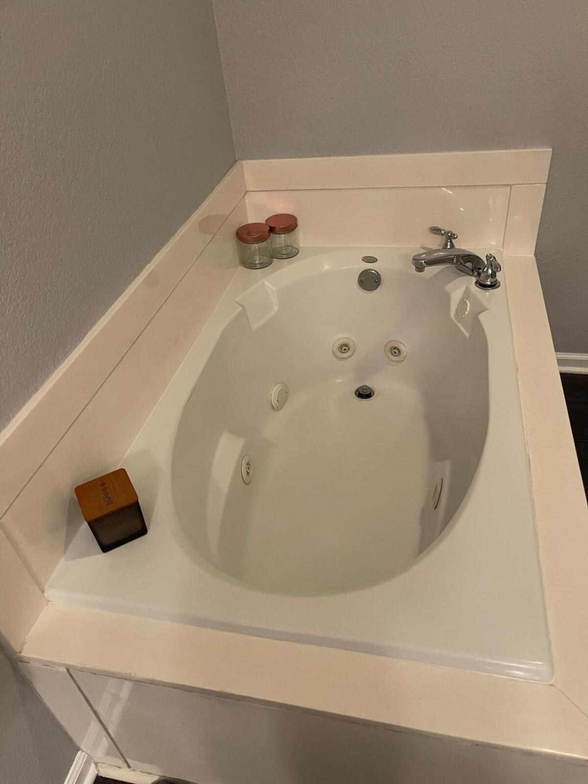 Brooklynn'S Bay, Elegant Lakefront Condo Retreat Hot Springs Luaran gambar