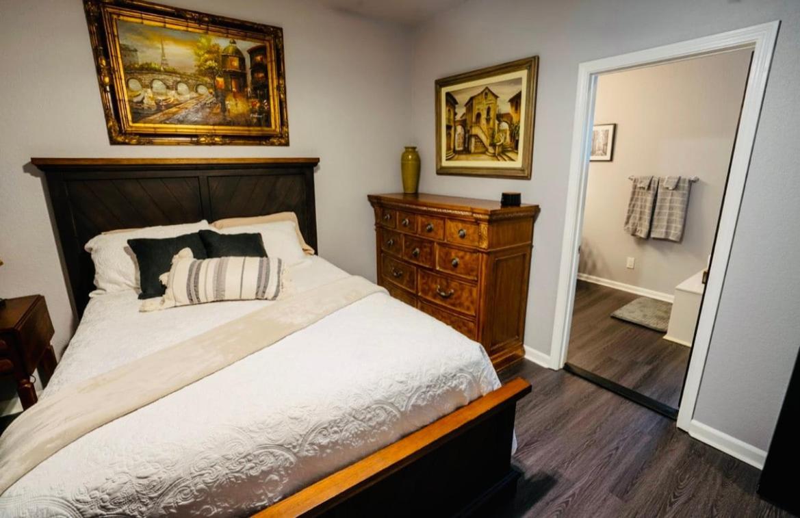 Brooklynn'S Bay, Elegant Lakefront Condo Retreat Hot Springs Luaran gambar